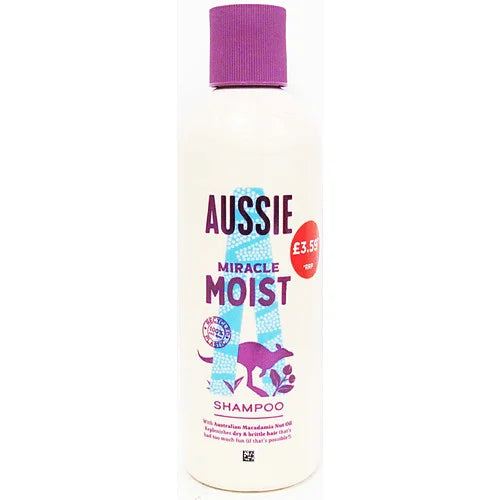 Aussie Miracle Moist Shampoo 250ml, front of pack